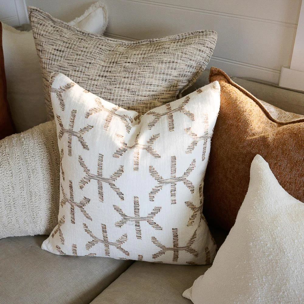 Eros Linen Cushion - Off White/Nutmeg