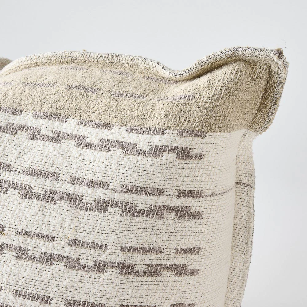 Hagen Cushion - Off White/Slate