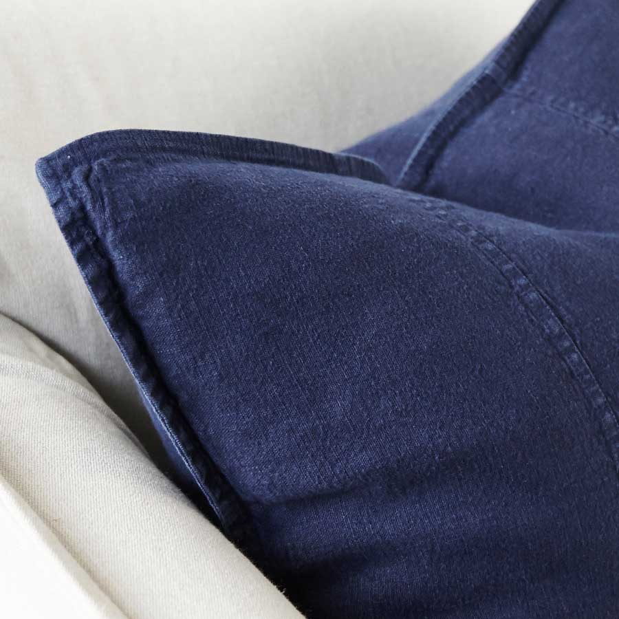 Luca Linen Cushion - Navy